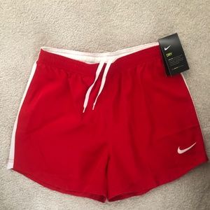Re Nike shorts